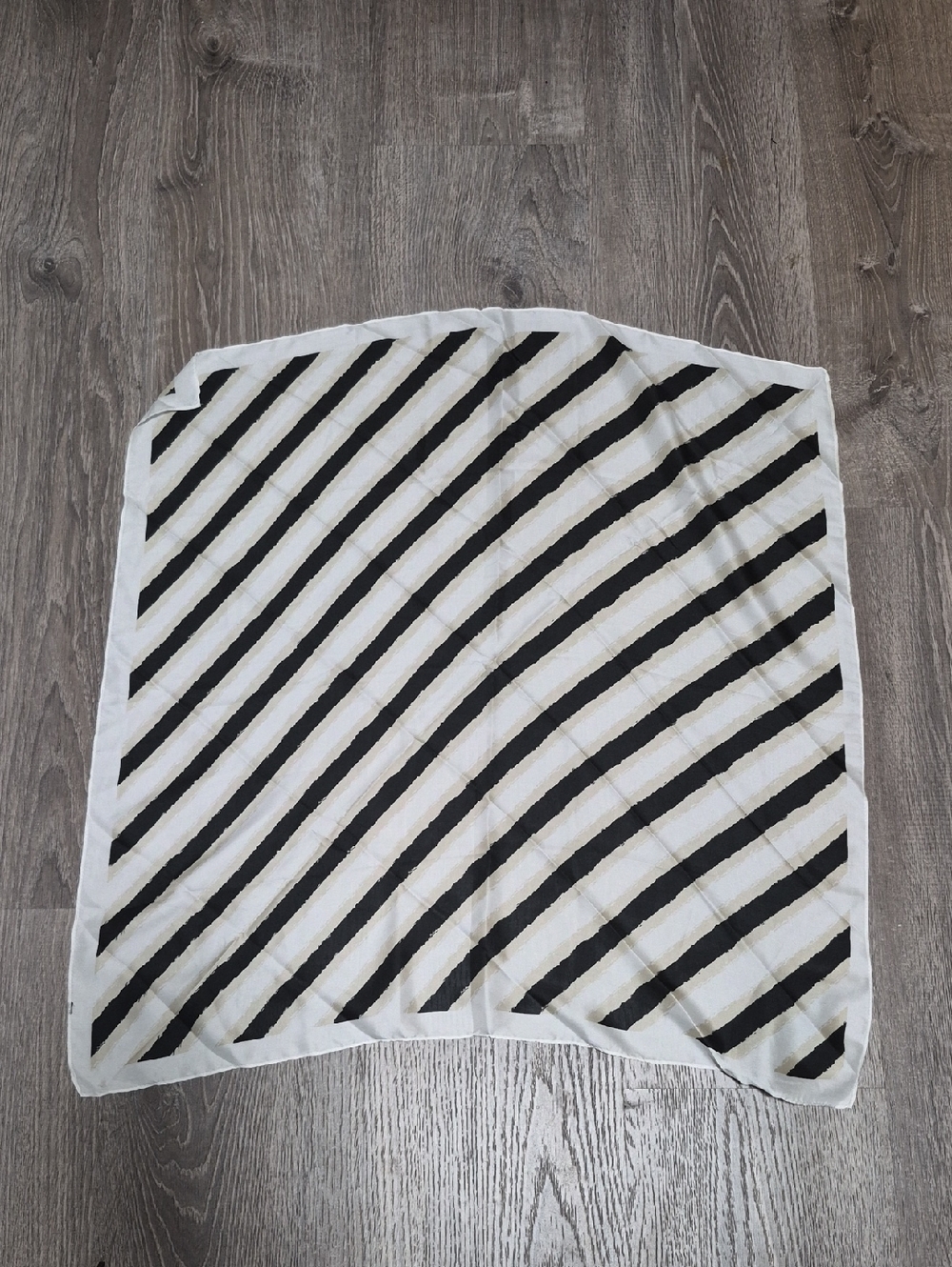 Do everything in love Black and White Diagonal Stripe Scarf